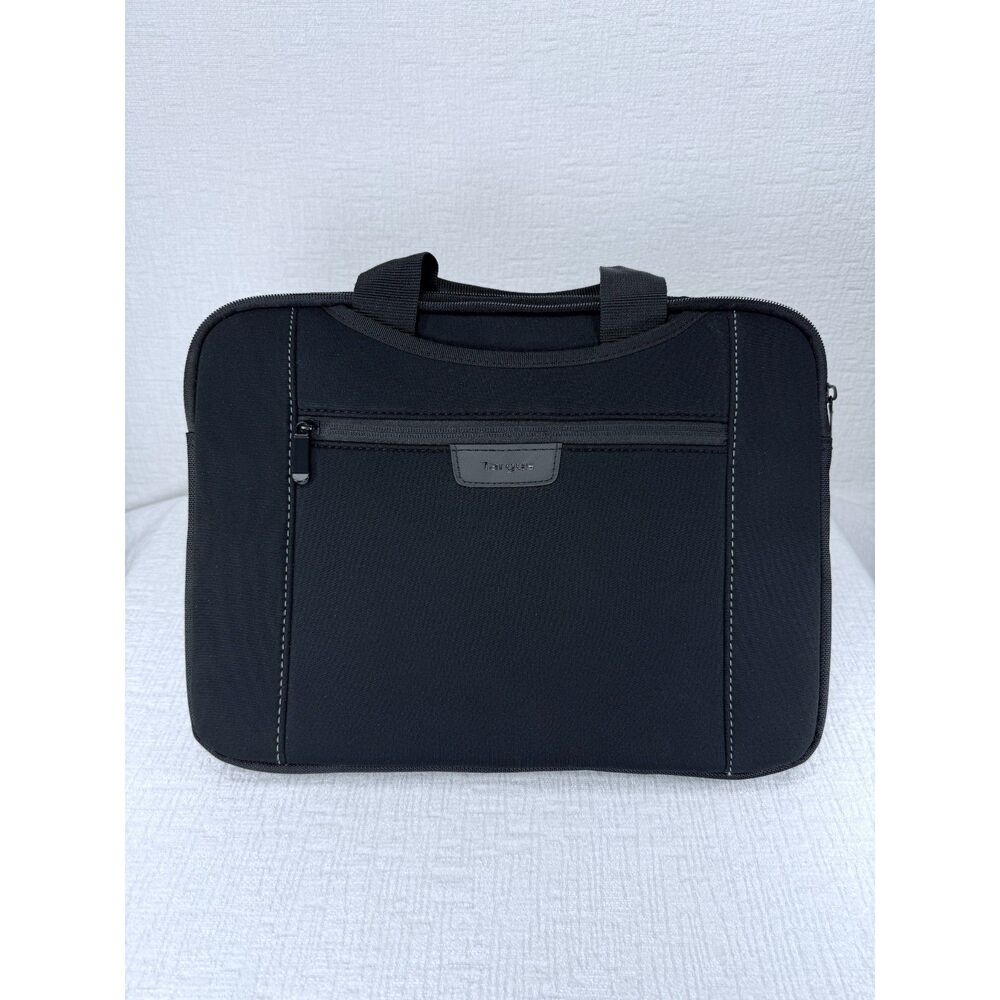 Targus Slipskin Carrying Case 14" TSS932 Brand New for Laptops Macbooks Tablets
